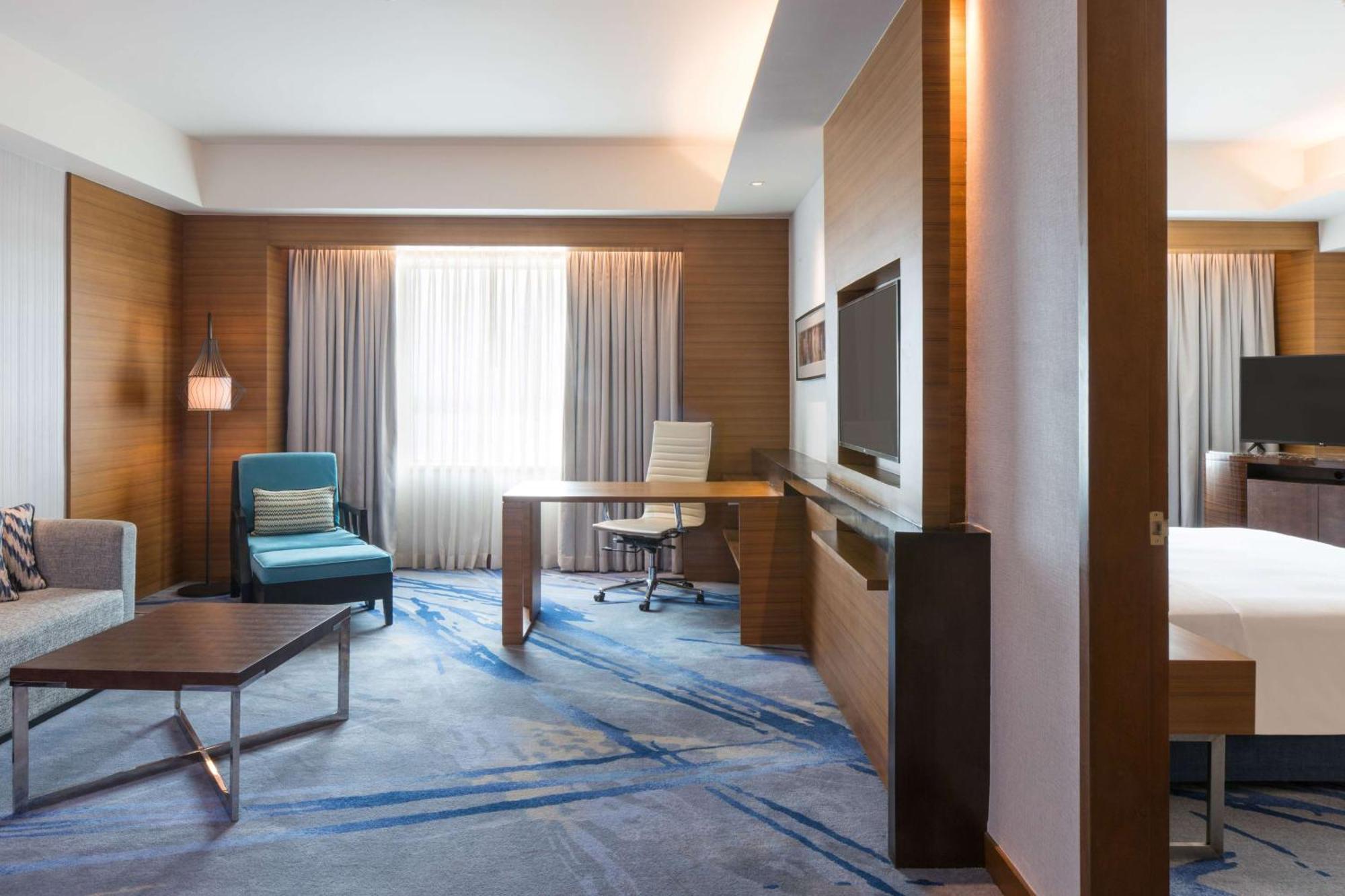 Radisson Blu Cebu Ξενοδοχείο Εξωτερικό φωτογραφία A room at the hotel