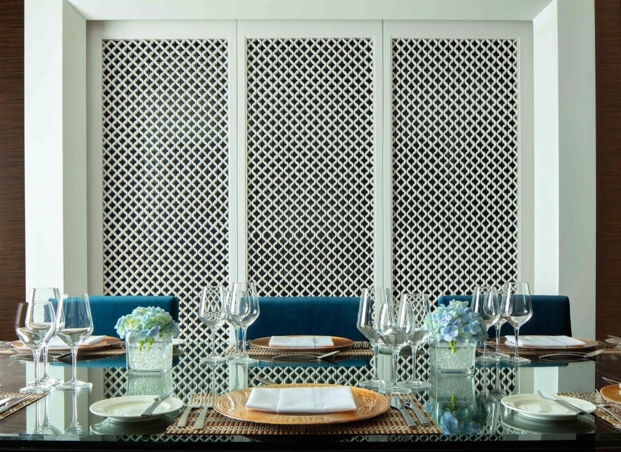 Radisson Blu Cebu Ξενοδοχείο Εξωτερικό φωτογραφία The restaurant